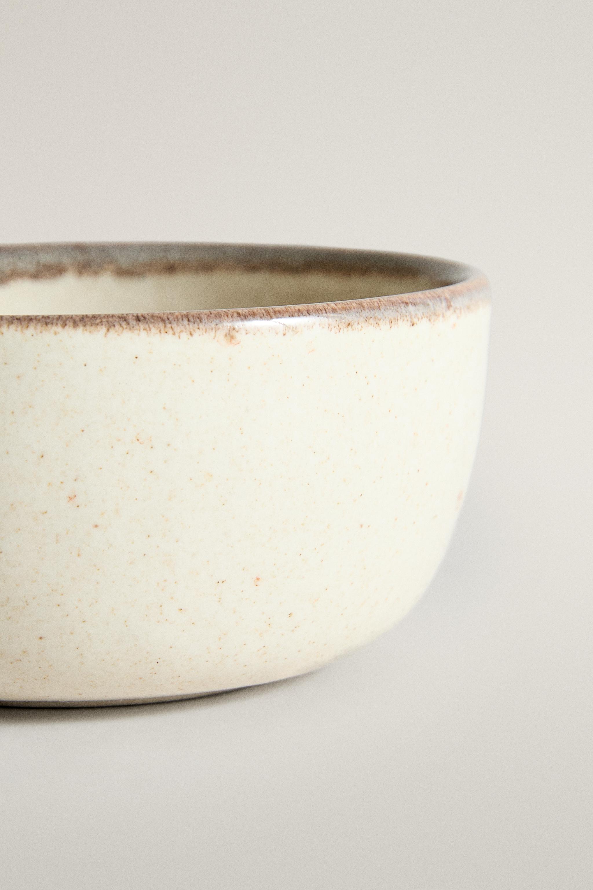 STONEWARE SNACK BOWL